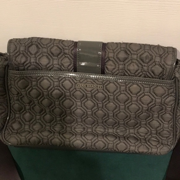 VERA BRADLEY GREY QUILTED PURSE NEWEST MATERIAL! - Picture 4 of 8